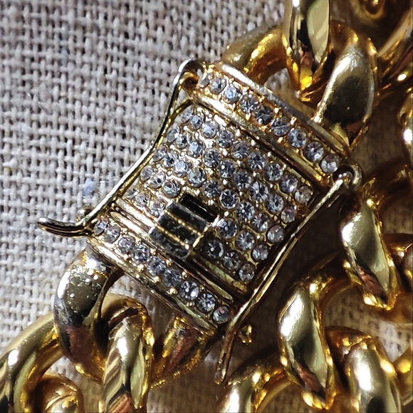 Cuban Chunky Heavy Link Gold Tone Chain Necklace Rhinestone Encrusted Box Clasp - Picture 2 of 15